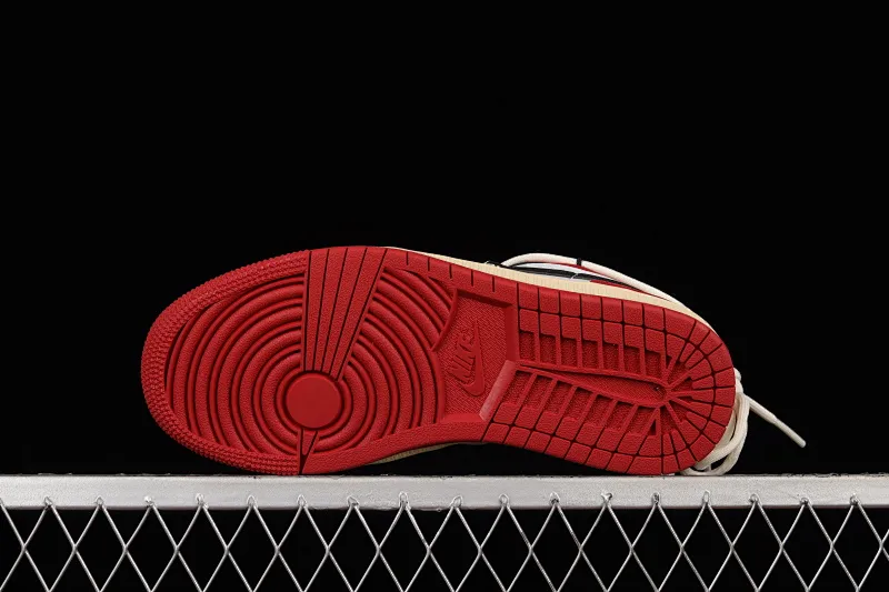 All categories Air Jordan Jordan series basketball shoes Air Jordan 1 Low Z version Air Jordan 1 Low AJ1 Joe 1 customized version Chicago color matching deconstruction Sports culture basketball shoes 553560-612